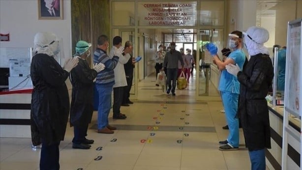 Foto - Dünya basınında Türkiye yorumu… Osmanlı’yı hatırlatıp manşeti attılar!