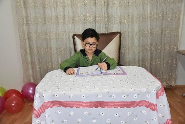 Foto - Dünya bu çocuğu konuşuyor! Hakkari'den dünya şampiyonu oldu