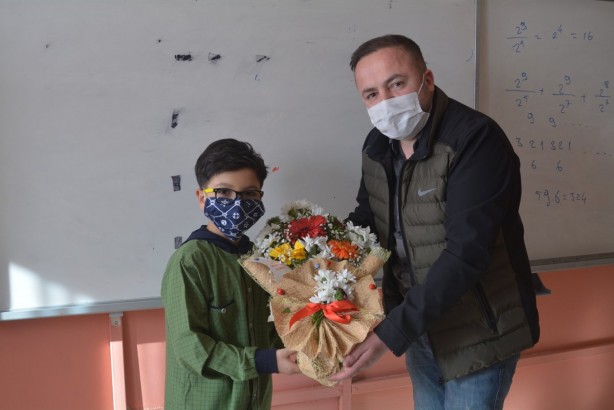 Foto - Dünya bu çocuğu konuşuyor! Hakkari'den dünya şampiyonu oldu