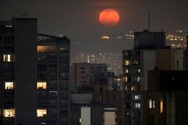 Foto - Dünya bu fotoğrafı konuşuyor! İstanbul'da nefes kesen görüntü