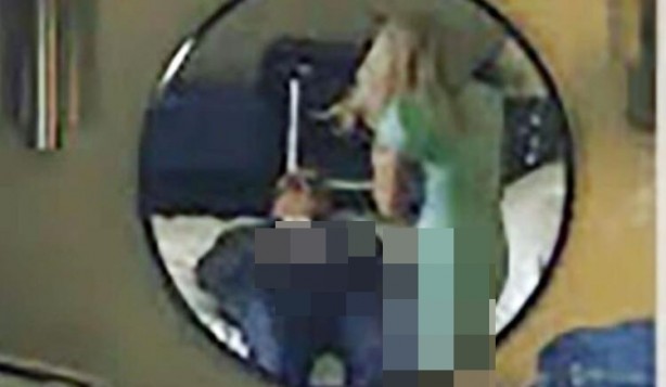 Foto - Dünya bu görüntüleri konuşuyor! Otel odasında büyük skandal