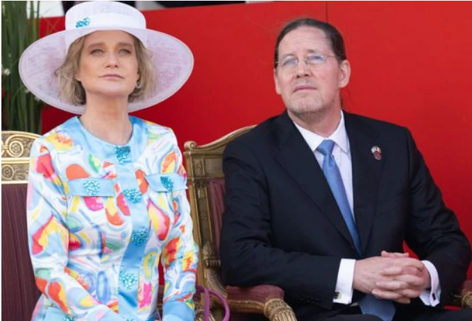 Foto - Dünya bu hafta ABD ve İsrail zulmüne ağlarken Kraliyet aileleri bambaşka bir dünyada böyle gülüyor