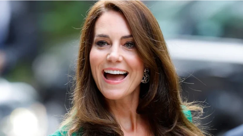 Foto - Dünya bu hafta ABD ve İsrail zulmüne ağlarken Kraliyet aileleri bambaşka bir dünyada böyle gülüyor