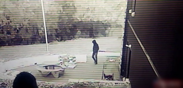 Foto - Dünya bu ilginç görüntüyü konuşuyor! Bir anda ortadan kayboldu 