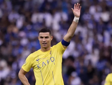 Dünya bu imzayı konuşacak: Arabistan çılgınlar gibi futbolcu topluyor! O ülkede sürpriz karar…