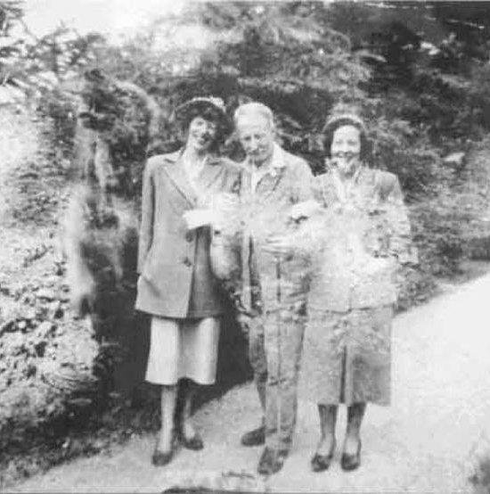 Foto - Dünya bu kareyi konuşuyor: 81 yıl önce çekilen fotoğrafa kimse açıklama yapamıyor!