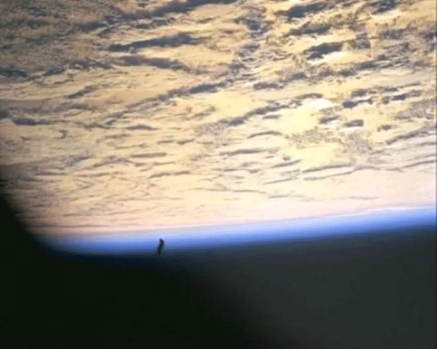 Foto - Dünya bu kareyi konuşuyor: 81 yıl önce çekilen fotoğrafa kimse açıklama yapamıyor!