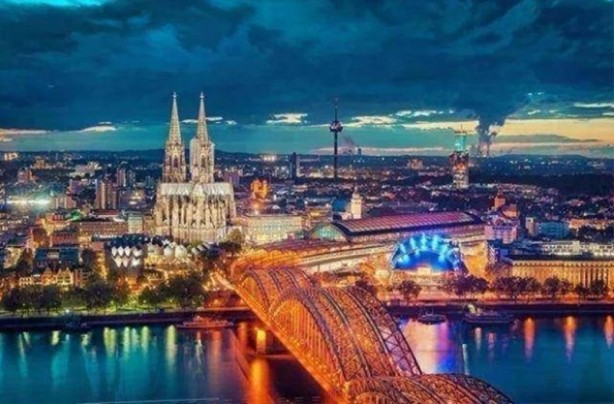 Foto - Dünya bu listeyi konuşuyor! 30 yıl sonra dünyaya hükmedecek ülkeler