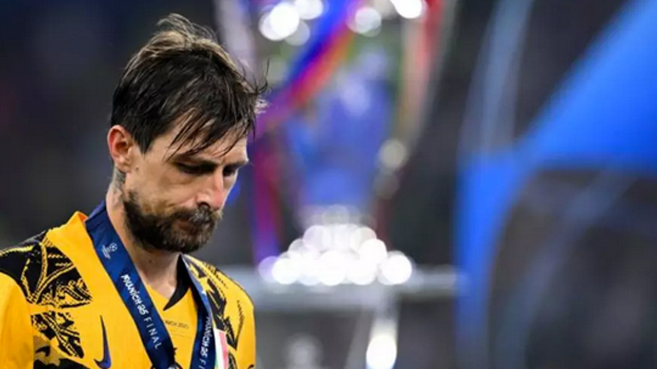 Dünya bu olayı konuşuyor: Futbol dünyasını sarsan soygun! Apar topar bunu yapmışlar…