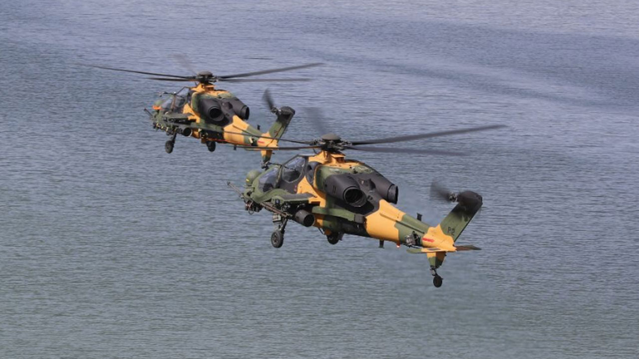 Foto - Dünya bu olayı konuşuyor: Ülkeyi kurtarmak için Türkiye'den apar topar savaş helikopteri satın aldılar