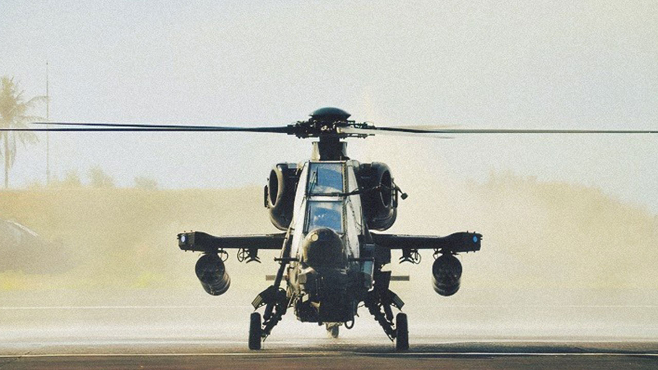 Dünya bu olayı konuşuyor: Ülkeyi kurtarmak için Türkiye'den apar topar savaş helikopteri satın aldılar