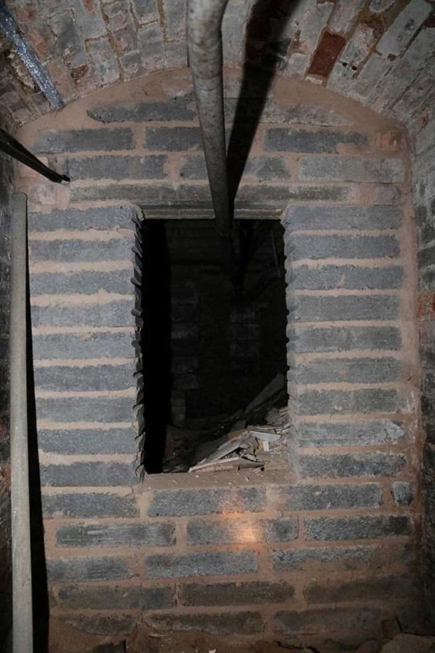 Foto - Dünya bu olayı konuşuyor! Yeni taşındığı evde kapağı açınca fark etti