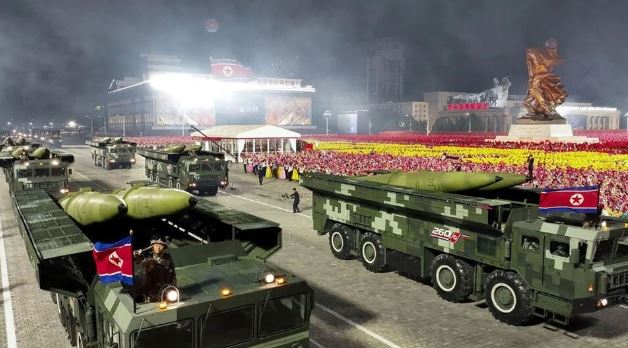 Foto - Dünya bunu konuşuyor! Kuzey Kore’den Rusya’ya savaşın seyrini değiştirecek sevkiyat 