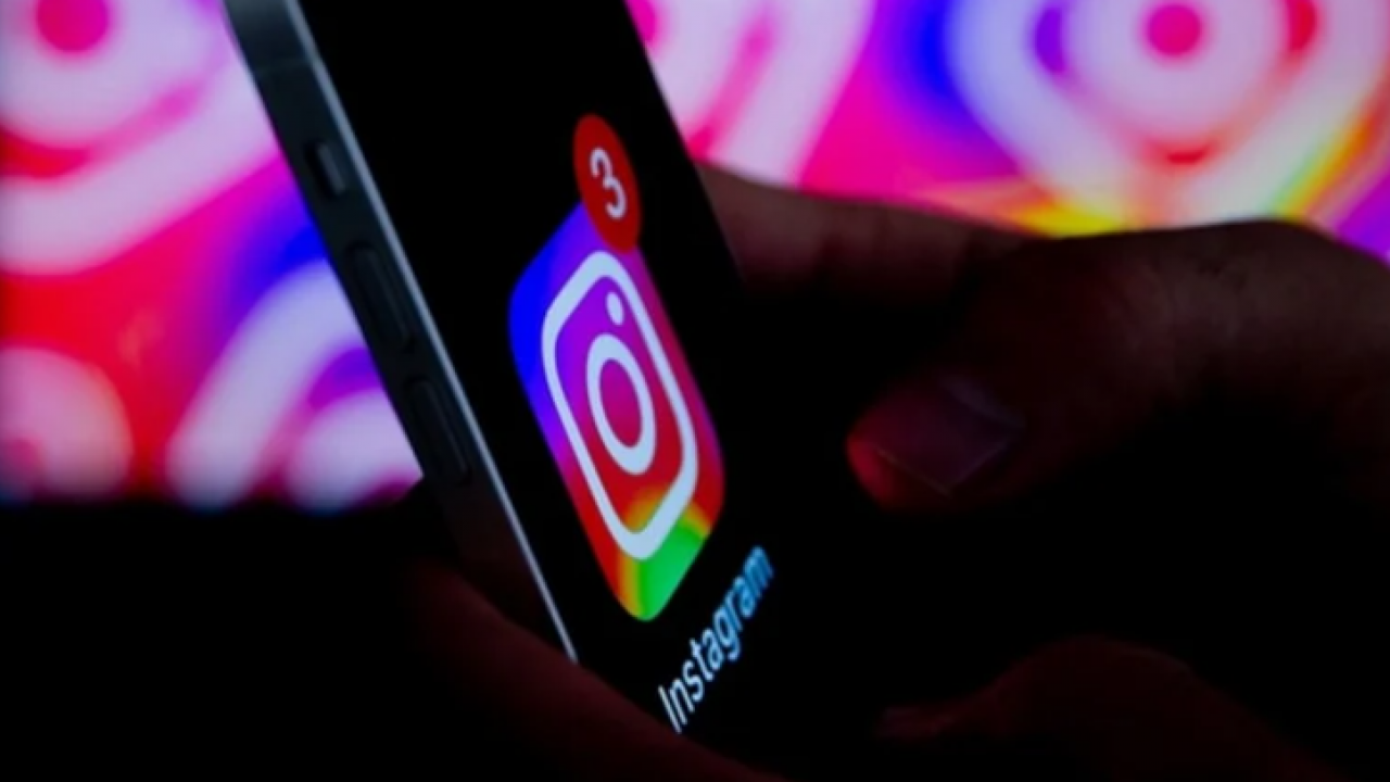 Dünya devinden yeni sosyal medya kararı: Çocukların yaptığı aramalar ailelere bildirilecek!