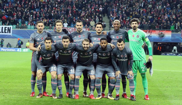 Foto - Dünya eski Beşiktaş'lı yıldızı konuşuyor! Yanlış duymadınız 38 yaşında bakın ne yaptı! Şok olacaksınız...