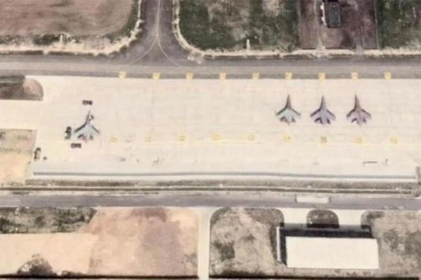 Foto - Dünya gündemini altüst ettiler! 4 süper güç birleşti… Savaş gemileri bölgeye girdi