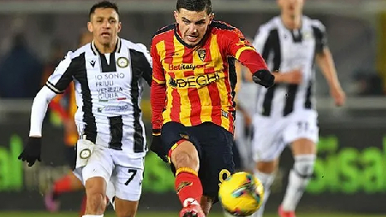 Foto - Dünya İtalya'daki penaltı krizini konuşuyor! Arkadaşlarına bakın ne yaptı, ortalık fena karıştı...