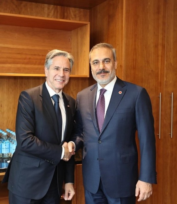 Foto - Dünya kritik görüşmeyi mercek altına alırken Bakan Fidan'ın bir özelliğine dikkat çekti