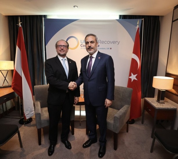 Foto - Dünya kritik görüşmeyi mercek altına alırken Bakan Fidan'ın bir özelliğine dikkat çekti