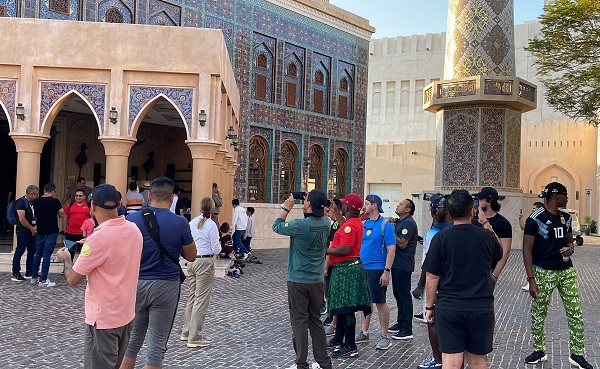 Foto - Dünya Kupası’nı izlemeye gidenler İslam’la tanışıyor