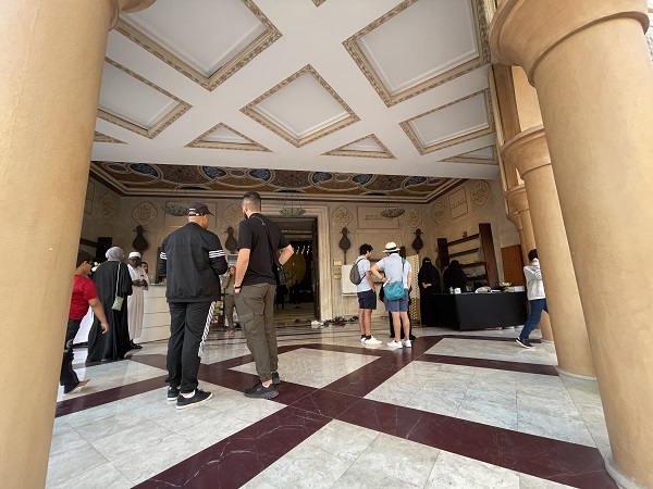 Foto - Dünya Kupası’nı izlemeye gidenler İslam’la tanışıyor