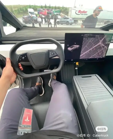 Foto - Dünya merakla bekliyordu! Cybertruck’ın iç mekan görüntüleri sızdırıldı