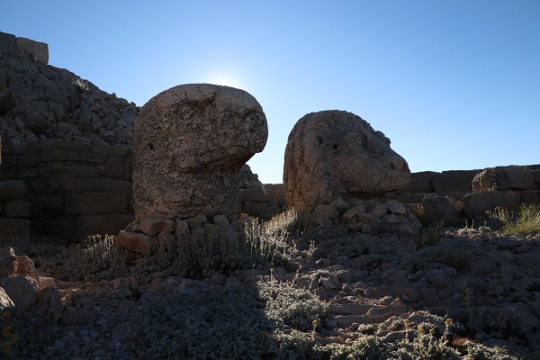 Foto - Dünya mirası Nemrut'a ziyaretçi akını