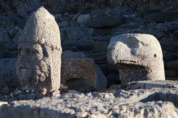 Foto - Dünya mirası Nemrut'a ziyaretçi akını