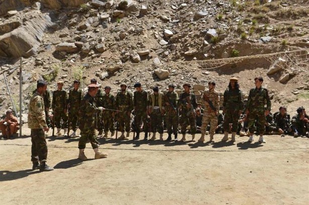 Foto - Dünya nefesini tuttu! Taliban'ı kızdıracak görüntüler