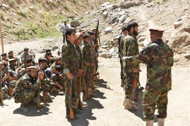 Foto - Dünya nefesini tuttu! Taliban'ı kızdıracak görüntüler