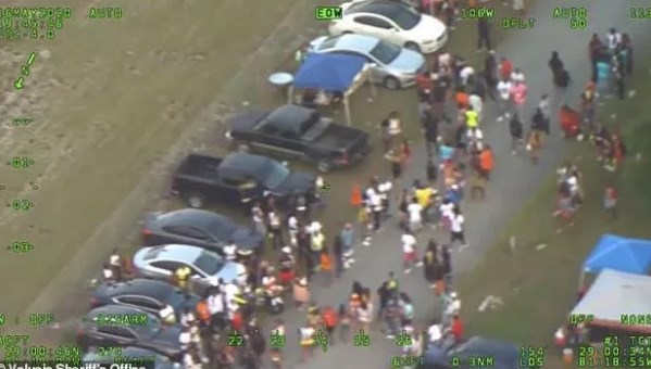 Foto - Dünya o ülkedeki olayı konuşuyor! 3 bin kişiye şok baskın