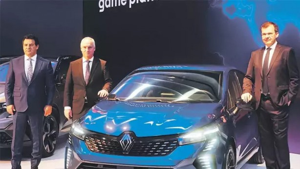 Foto - Dünya otomotiv devi Renault’dan flaş "Türkiye" adımı! Apar topar bunu yapma kararı aldılar 