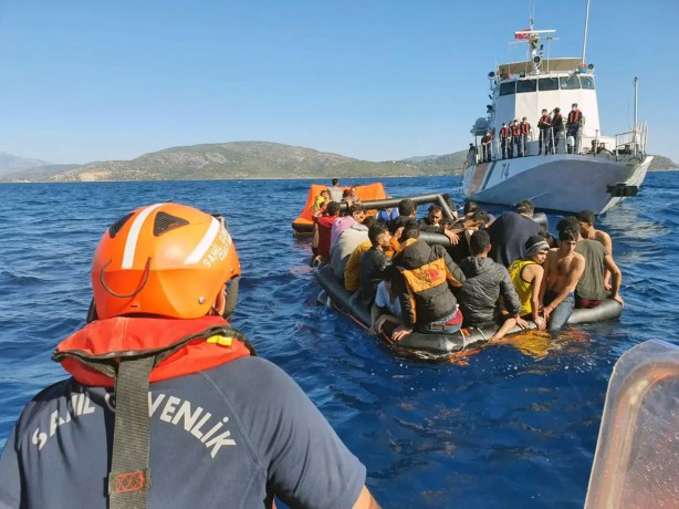 Foto - Dünya sadece seyrediyor! Yunanistan’ın suç karnesi kabarık çıktı