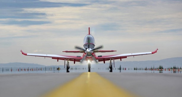 Dünya satın almak için sırada bekliyordu! Hürkuş ile ilgili yeni karar Türkiye'ye duyuruldu