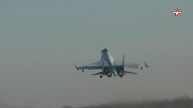 Foto - 19 savaş uçağı peş peşe havalanmıştı! İşte dünyanın savaşın eşiğinden döndüğü o anlar...