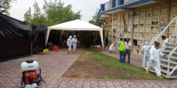 Foto - Dünya şokta! Koronadan ölenleri mezardan çıkardılar