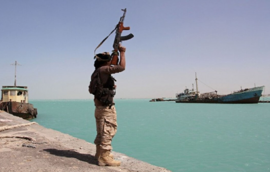 Foto - Dünya tir tir titriyor! Gemisavar füzesi vuruldu