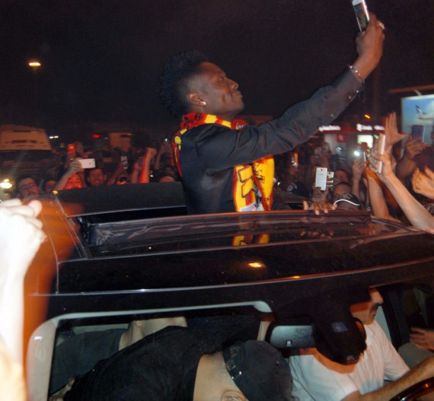 Foto - Dünya yıldızı şehri ayağa kaldırdı!