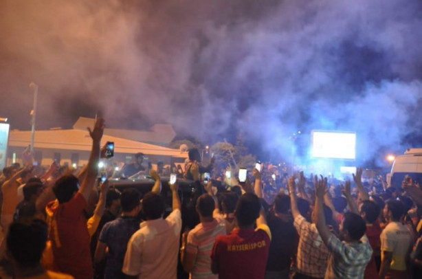 Foto - Dünya yıldızı şehri ayağa kaldırdı!