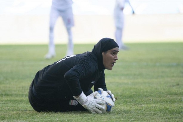 Foto - Dünya Zohreh Koudaei'yi konuşuyor! Fotoğrafları meydanlara asıldı