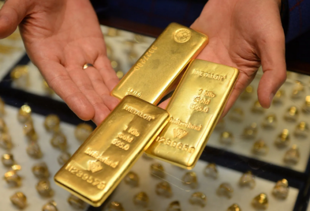 Foto - Dünyaca ünlü banka son altın tahminini duyurdu! Duyan işi gücü bırakıp hemen kuyumcuya gidecek