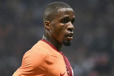 Foto - Dünyaca ünlü futbolcudan beklenmedik karar! Türkiye'den çekilecek mi gerçekten! Şok üstüne şok...