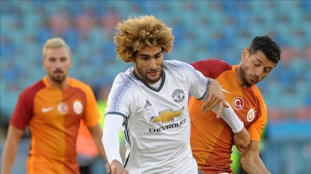 Foto - Dünyaca ünlü futbolcudan sevindiren haber! Koronavirüsü yendi