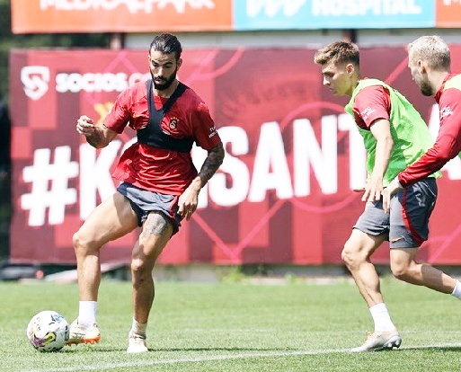 Foto - Dünyaca ünlü Hırvat Süper Lige geliyor: Duyanlar kulaklarına inanamıyor! Bomba isim itirafı!