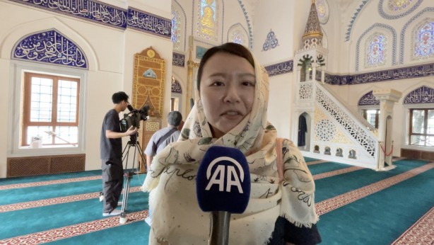 Foto - Dünyaca ünlü kurra hafız duyurdu! İslam'ı merak eden Japonlar, Tokyo Camisi'ni ziyaret ediyor: Ağzınız bir karış açık kalacak