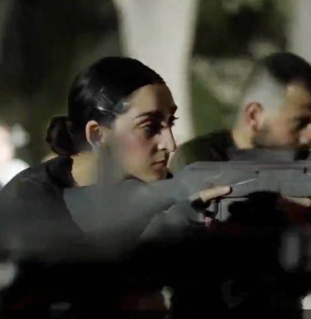 Foto - Dünyaca ünlü markanın çirkin mankeni olarak ünlenmişti! Azerbaycan kararı şok etti! Şu alçağa bak şu alçağa