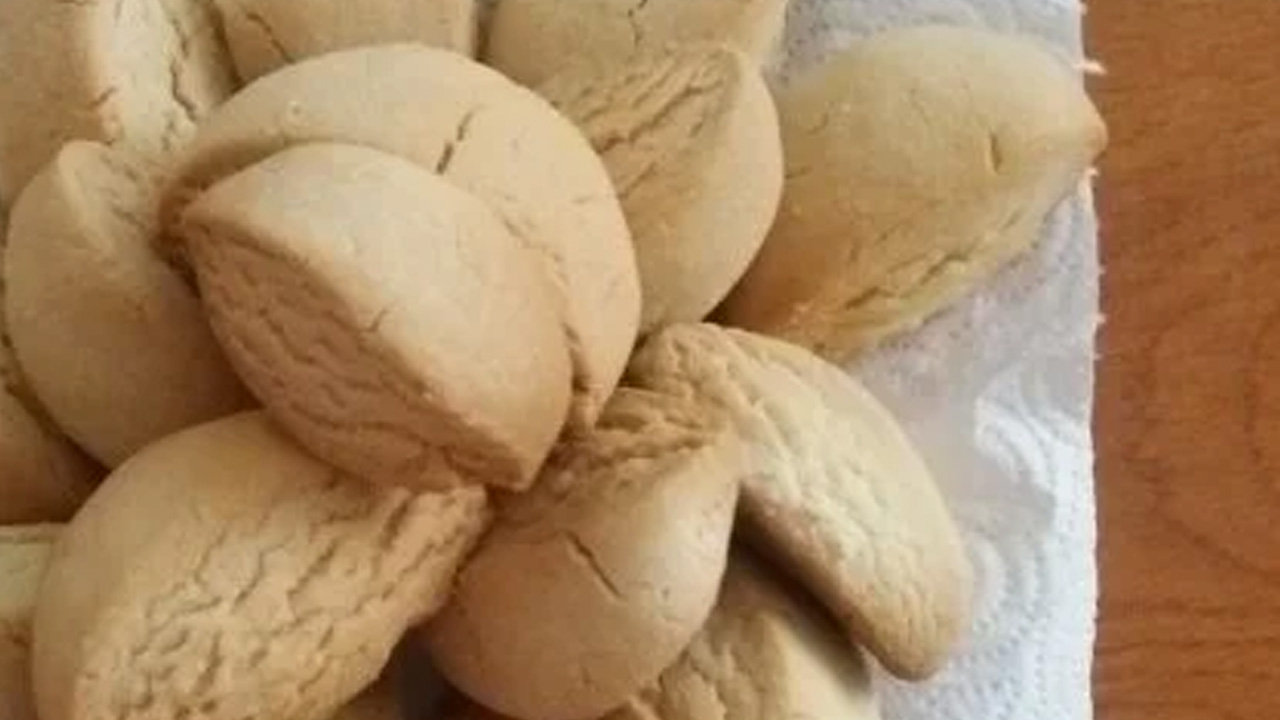 Dünyaca ünlü şekerleme markalarına rakip olan tarif: Deneme yapın! Sofraların vazgeçilmezi olacak....