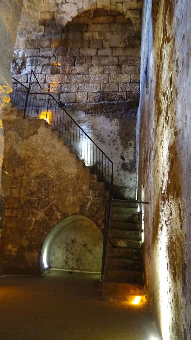 Foto - Dünyada başka örneği yok: Mezarlık galerisi