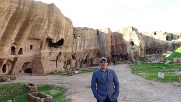 Foto - Dünyada başka örneği yok: Mezarlık galerisi