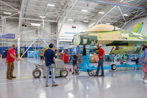 Foto - Dünyada bir başka örneği yok! İşte F-16 savaş uçaklarının üretildiği tek tesis 